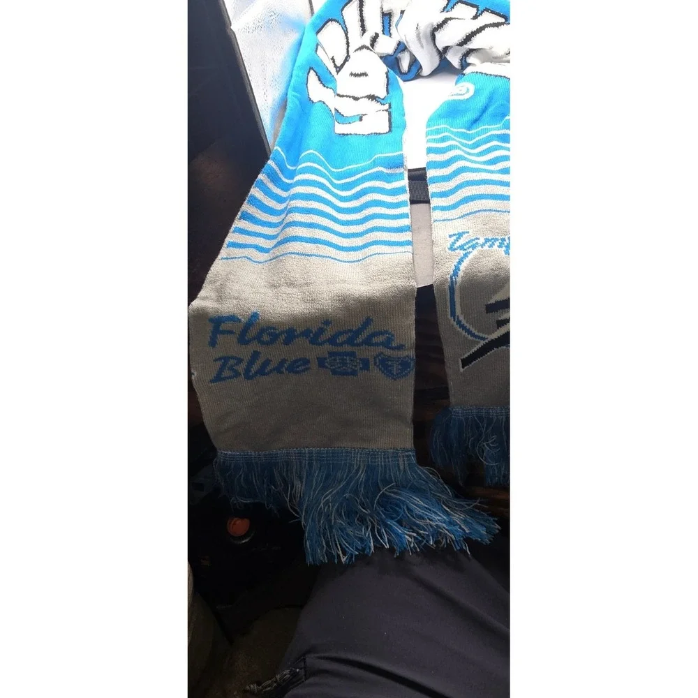 Tampa Bay Lightning Scarf Blue Gray White‎ NHL Hockey Fan Apparel
